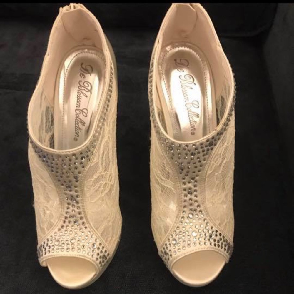 Wedding booties